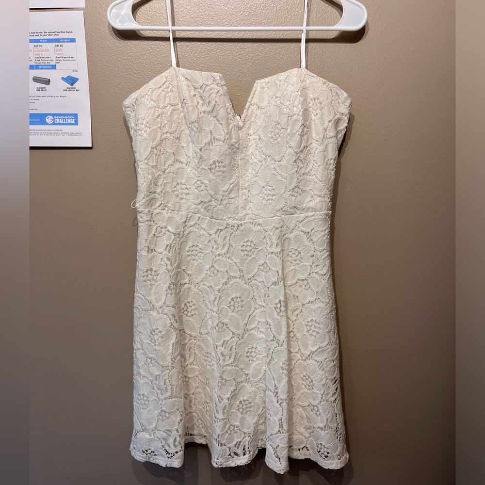 White strapless lace dress